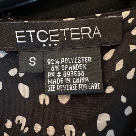 ETCETERA NWT Black and Red Silky Sleeveless Blouse Size S - Picture 3 of 4